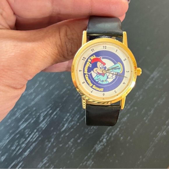 Disney Collectible Watch - Picture 2 of 5
